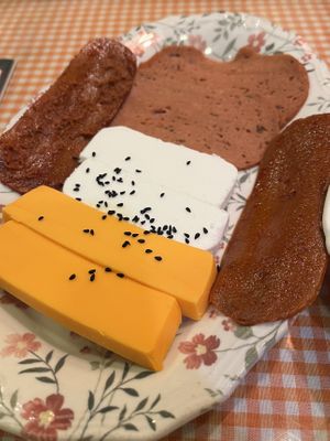 Breakfast for 2  at Leylak Cafe in Istanbul