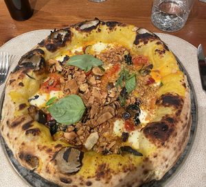 Pizza Vegetariana at Agorà21 in Bressanone