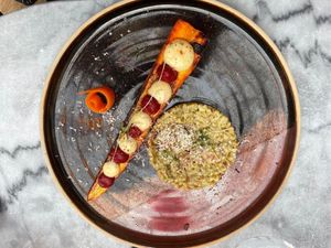 Carotte épeautre noisette  at Maison Devaux in Rion-des-landes