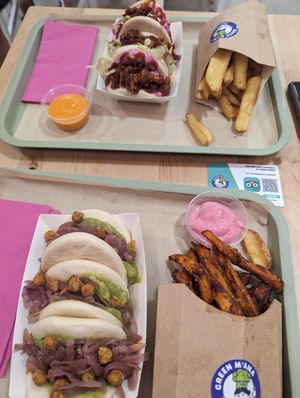  at Green M'ama in Naples