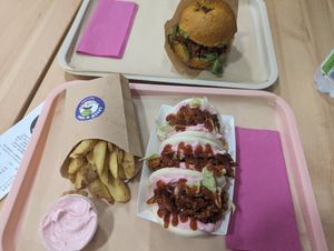  at Green M'ama in Naples