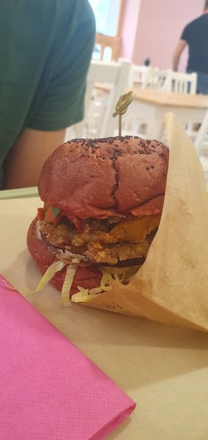  at Green M'ama in Naples