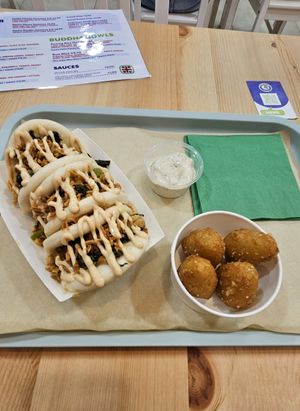  at Green M'ama in Naples