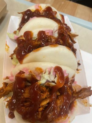 Pink bao   at Green M'ama in Naples