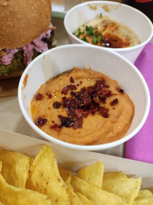  at Green M'ama in Naples