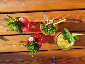 Red District und Green Tea Limonade at Fam Linh in Heidenheim