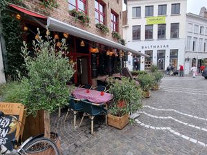 Front, terrace at Casa Di Kaspi in Bruges