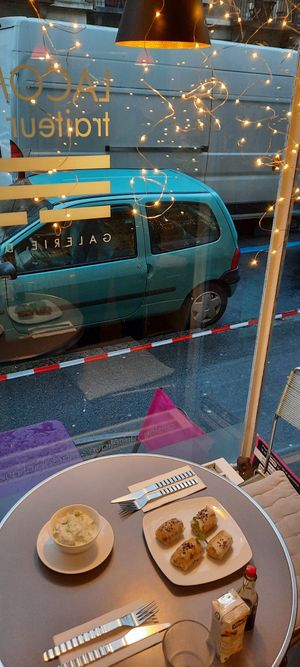  at Aux Deux Portes Cafe in Geneva