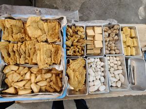 buffet selection  at Chen Ee Vegetarian Food 正一素食 in Ipoh