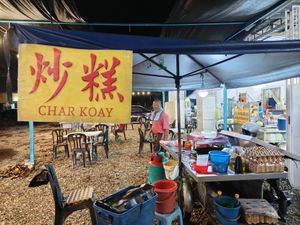fried carrot cake stall at Chen Ee Vegetarian Food 正一素食 in Ipoh