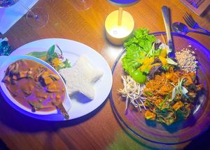 Panang Curry Tofu and Pad Thai Tofu #Veganuary at Wandee Asian Fusion in Tampa