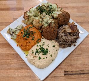 Arabian Breeze Mezza at Nicholas Restaurant in Gresham