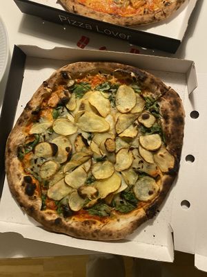 Vegan spinach pizzaa  at Dej - Bella in Copenhagen