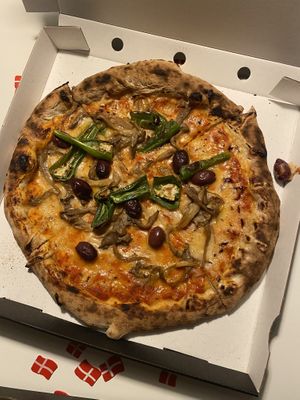 Vegan mushroom pizza 🍕   at Dej - Bella in Copenhagen