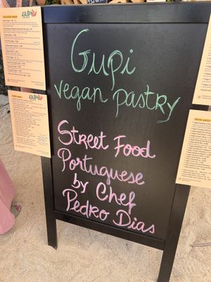 Gupi - sehr gut  at Lisbon Vegan Market / Oeiras Vegan Market in Lisbon