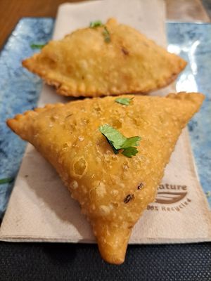 Samosas at Curry House in Ourense