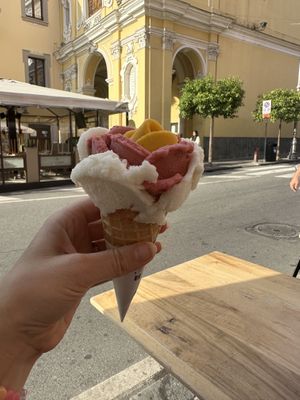 Mango-fragola-limone  at Amorino - Corso Italia in Sorrento