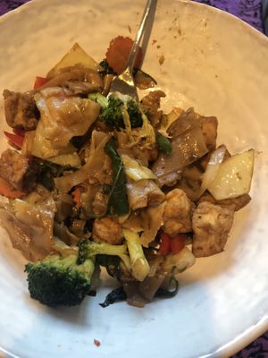 Drunken noodles with tofu and veggies at Sabai Sabai Simply Thai in Germantown