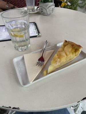 veganer Apfelkuchen  at Café Evi in Darmstadt