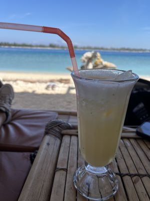 Fresh mixed fruits juice   at Bintang Beach Café in 