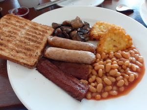 Vegan breakfast at Rhubarb Triangle Brewers Fayre in Wakefield