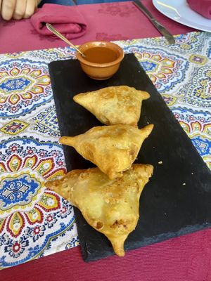 Samosas   at Namaste in Talavera De La Reina