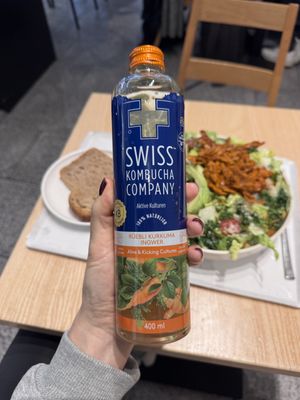   at Wild Bowls - Seefeldstrasse in Zurich