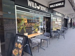 Outside at Wild Bowls - Seefeldstrasse in Zurich