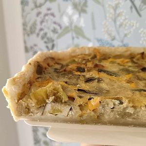 Quiche aux poireaux et carottes at Why Nuts in Reignier