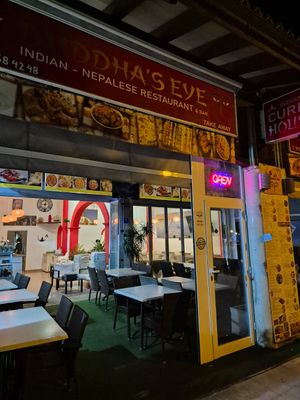 Restaurant outside & view inside at Buddha's Eye Indian Restaurant in Mallorca