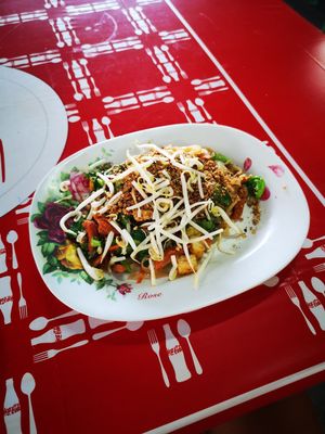Pad thai with tofu and vegetables at Nong J - ร้านน้องเจ in Phuket