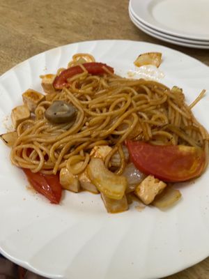 Fried Spaghetti - Vegan at Maturot in Bangkok