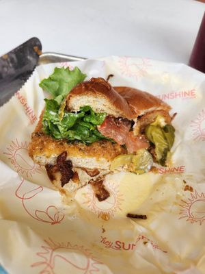 Crispy Chicken Sandwich #Veganuary at Hey Sunshine Kitchen in Culver City