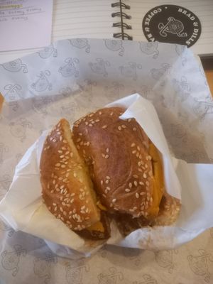 Vegan patty bagel at Brad & Dills in Hertford