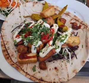 Liba wrap with crispy tofu at Täffä (Teknologföreningen) in Espoo