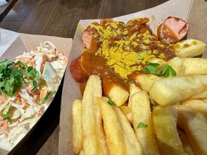 currywurst & fries & cole slaw #Veganuary at Frittenwerk - Frankfurt Hbf in Frankfurt