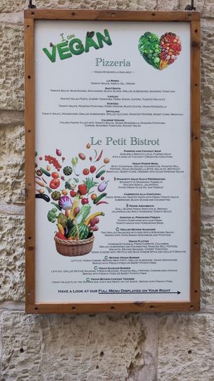 Great drinks & desserts too at Coogi's Pizzeria & Bistrot in Mdina