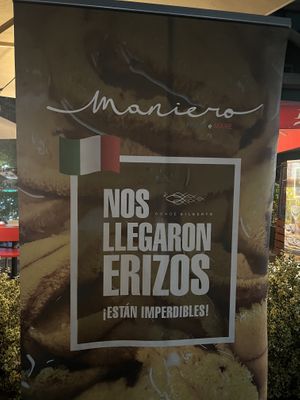 Banner outside   at Maniero in Santiago