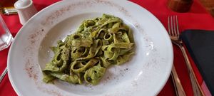 Fettuccine with pesto at Maniero in Santiago