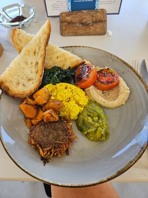 Vegan Brekky- the best at Seaesta Komodo Hostel & Hotel in 