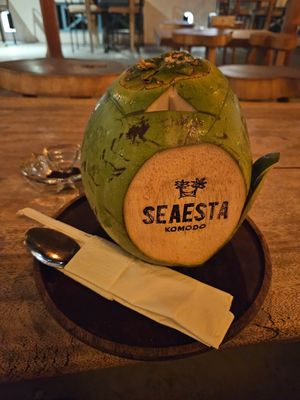 Lovely coconut, they come with a lemon at Seaesta Komodo Hostel & Hotel in 