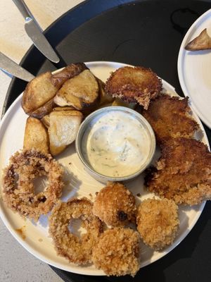 Beer platter  at OMM INN Hotel in Eskisehir