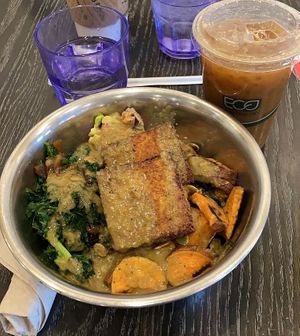 the havana bowl🤩🤩🗣🗣AMAZING... the tofu just makes u feel some sorta way mannn🤧😩 at Green Sage Cafe - South in Asheville