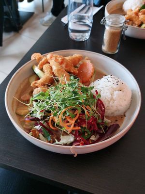 Vegan shrimps in peanut sauce at Soy Club in Stuttgart