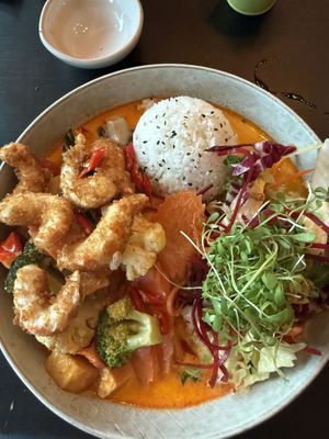 curry + prawns  at Soy Club in Stuttgart