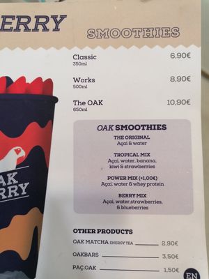 Smoothies at Oakberry in Ljubljana