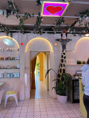 Decor. Perfect for Instagram!  at Let Them See Cake in Cardiff