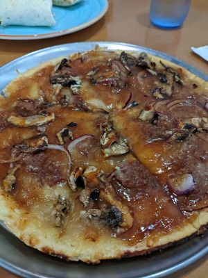 Pizza Barbacoa Vegana. at Blac Enjoy in Dos Hermanas