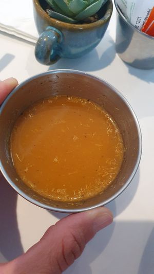 Salsa para los chilaquiles. Muy aguada parece sopa at Goy's Plant-Based Burgers - Polanco in Mexico City