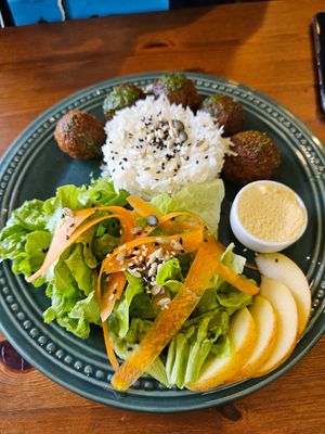 Falafel a la curcuma at Mela Canela - Sintra Centre in Sintra